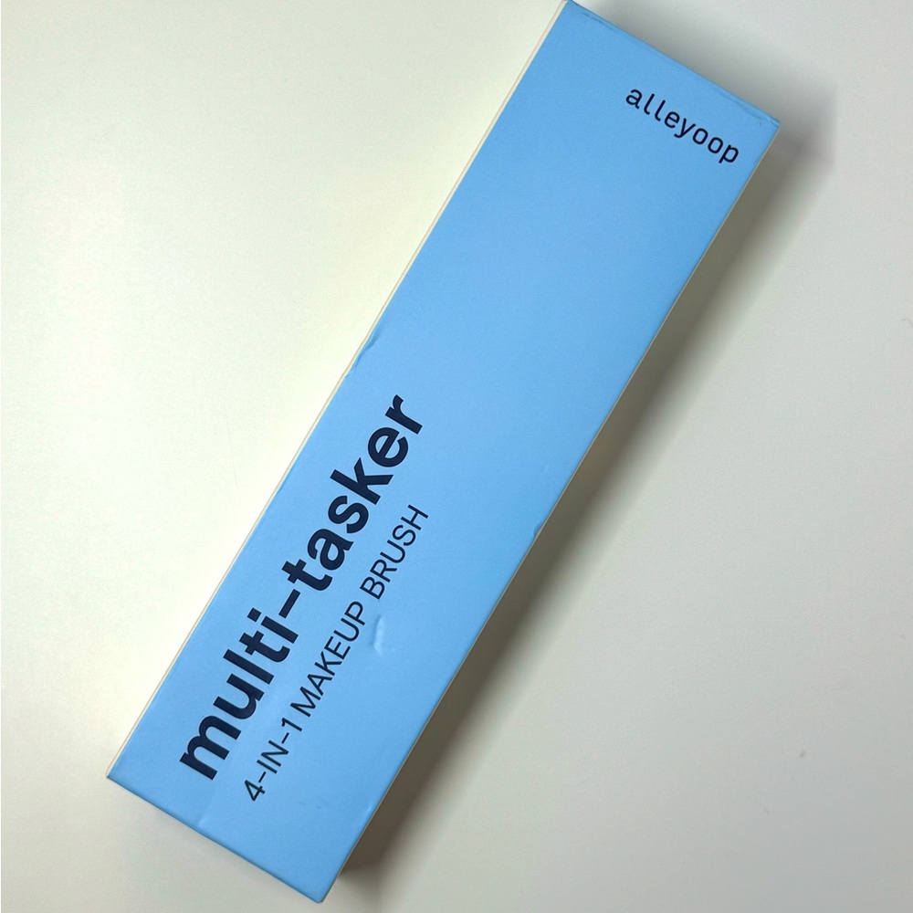 Alleyoop multitasker 4-in1 makeup brush NIB
